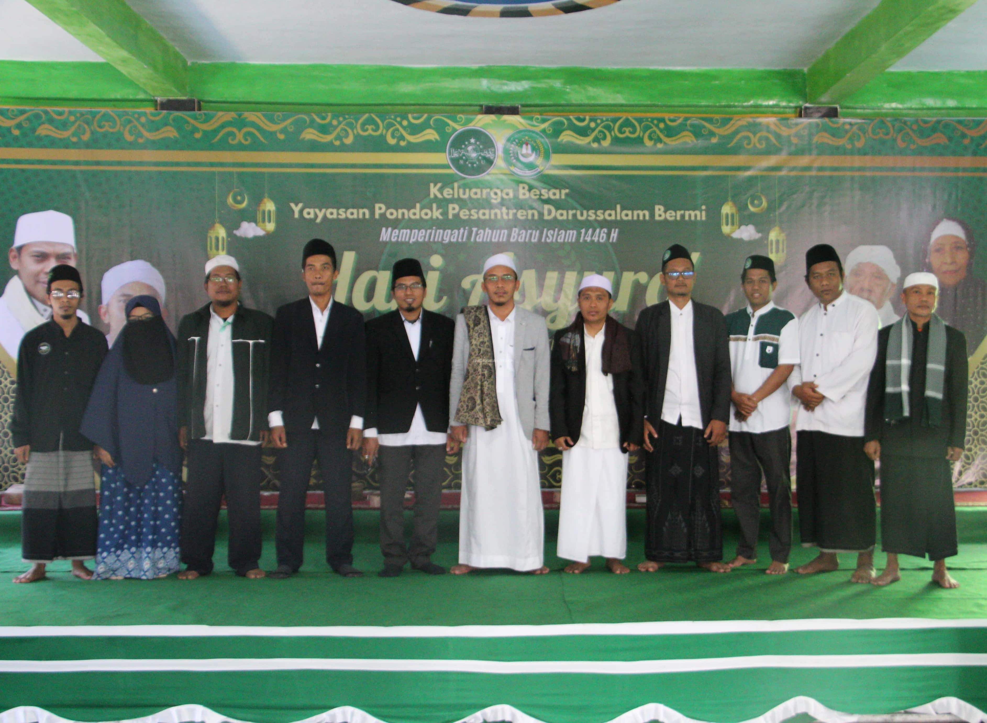 Mengambil Berkah Peringatan Hari Asyura 1446 H, TGH. Hardiyatullah Melantik Pengurus Baru Pondok Pesantren Darussalam Bermi