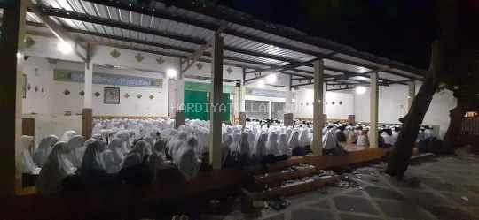 Tafakur dalam Perspektif Ulama: Menemukan Makna di Balik Perenungan