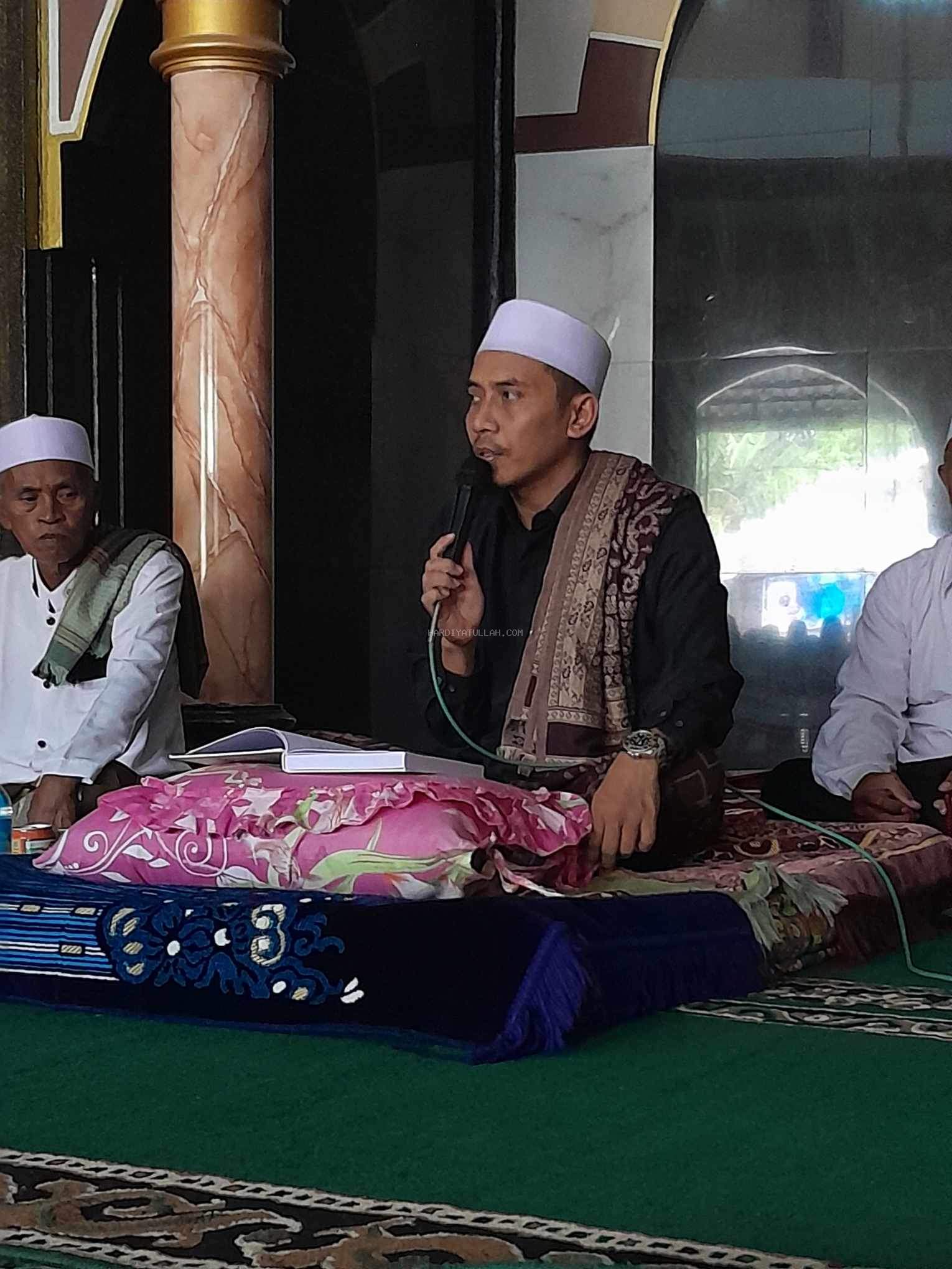 Sombong dan Sumbernya 
