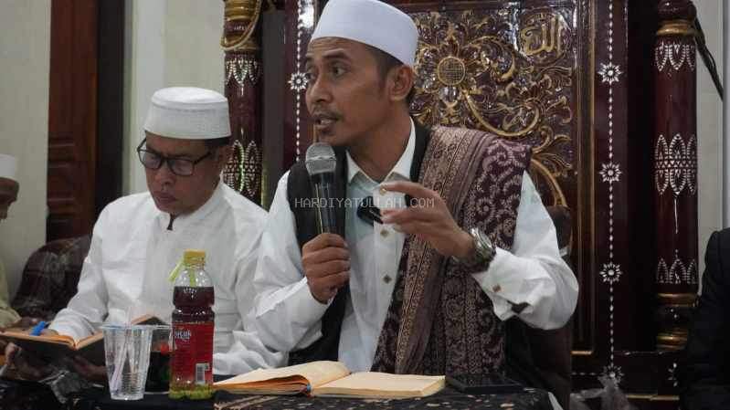 Kondisi manusia di padang mahsyar yang harus di yakini