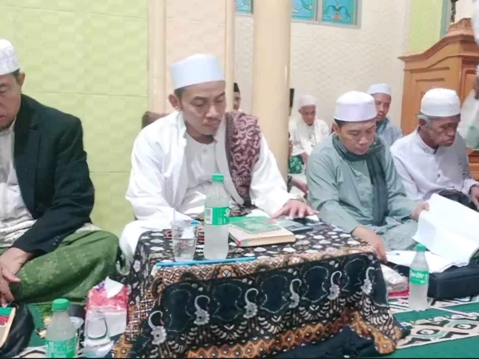 Sebuah Peringatan untuk Mengutamakan Kedudukan di Hadapan Allah