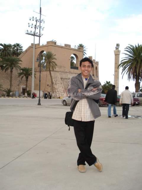 Maedan Syuhada: Napak Tilas Perjuangan dan Keindahan Tripoli di Musim Semi ( 2008)