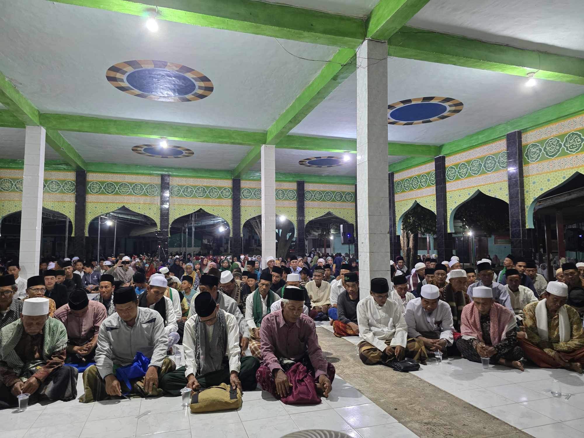 Keajaiban Taubat: Ketika Allah Menghapus Jejak Dosa